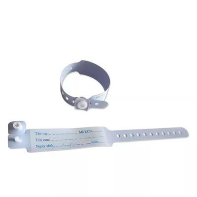 PVC medische ID-armband Medisch verbruiksmateriaal Comfortabel Wegwerpbare duurzame en waterbestendige ID-armband